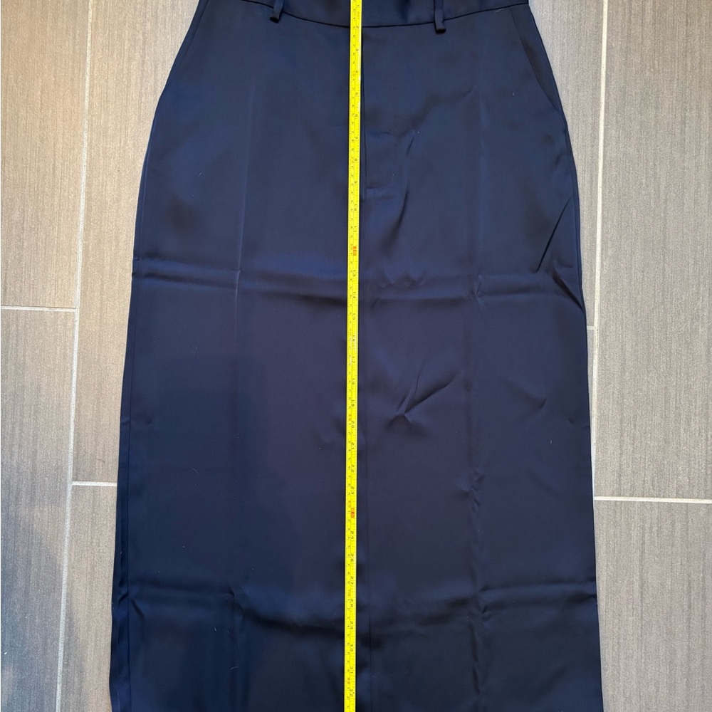 NWT Elegant Navy Blue Women's Skirt - Picture 4 of 7